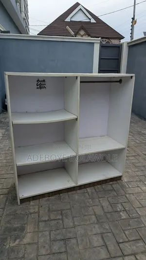 Cloth/Book Shelf
