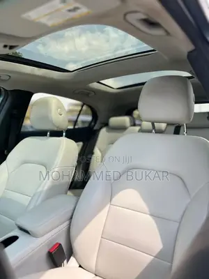 Mercedes-Benz GLA 250 2015 Blue
