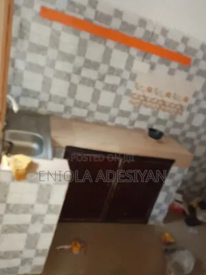 1bdrm Block of Flats in Bomoda Oku Dagota, Igbogbo for rent