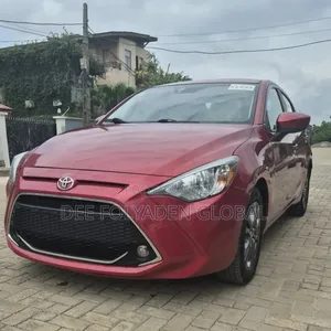 Toyota Yaris 2019 Red