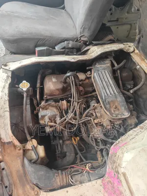 Toyota HiAce 1994 White