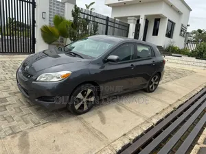 Toyota Matrix S Hatchback AWD (2.4L 4cyl 4A) 2010 Gray