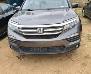 Honda Pilot 2016 Gray