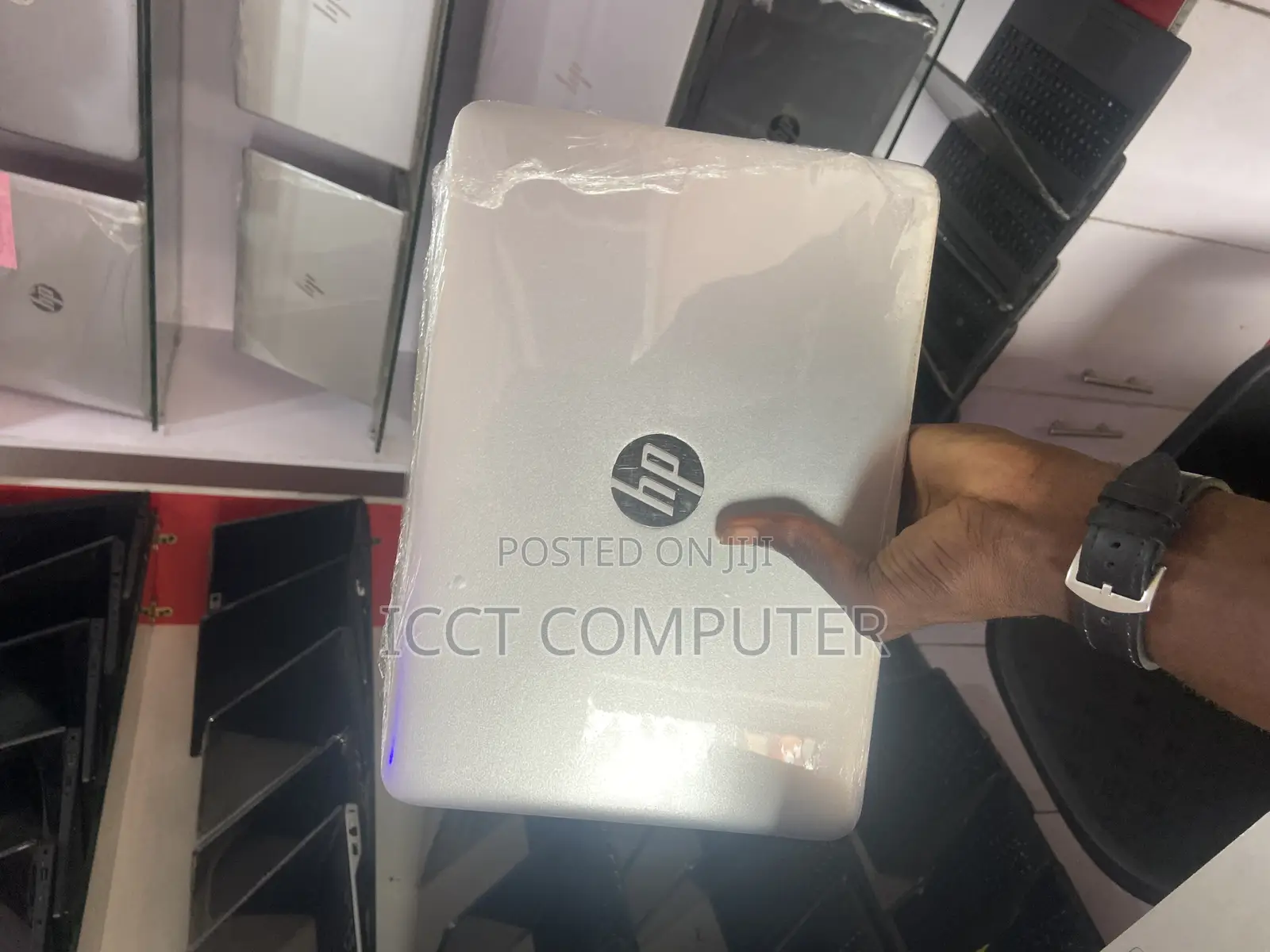 New Laptop HP 8GB Intel Core i7 SSD 256GB