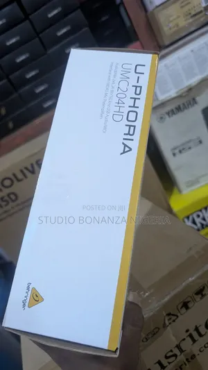 Behringer U-Phoria Umc204hd Audio Interface Soundcard