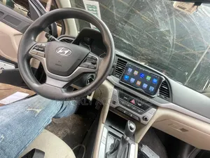 Hyunhyundai Elantra 2018/Reverse Camera