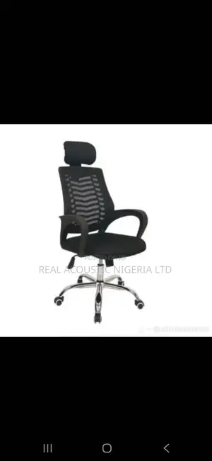Minimalist Executive Swivel Chair