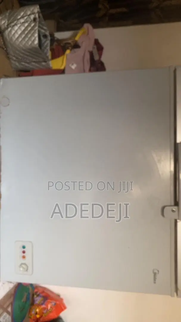 Midea Freezer 200 Liters