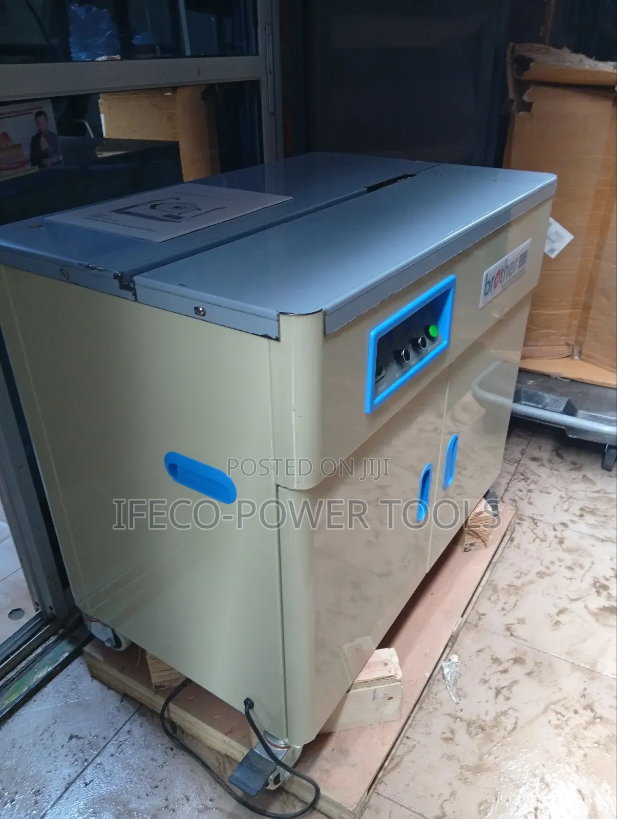 Brother Sm10h Semi-Automatic Strapping Machine.