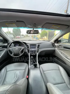 Hyundai Sonata Limited 2.0T Sedan (2.0L 4cyl 6A) 2012 Gray