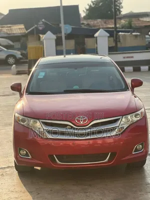 Toyota Venza V6 AWD 2011 Red