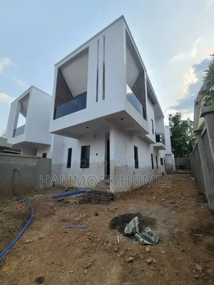 4bdrm Duplex in Old Bodija Estate for sale