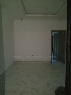Studio Apartment in Akoka-Yaba for rent