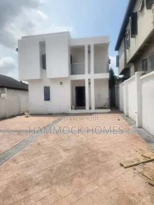 4bdrm Duplex in Onikoko Close, Agodi for sale