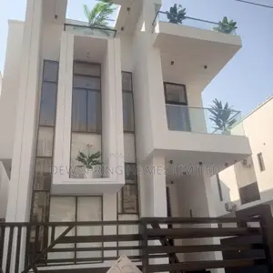 Furnished 5bdrm Mansion in Chevron for sale