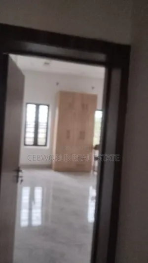 4bdrm Duplex in Agodi Gra for rent