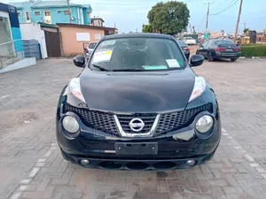 Nissan Juke SV 4dr Hatchback (1.6L 4cyl Turbo CVT) 2014 Black