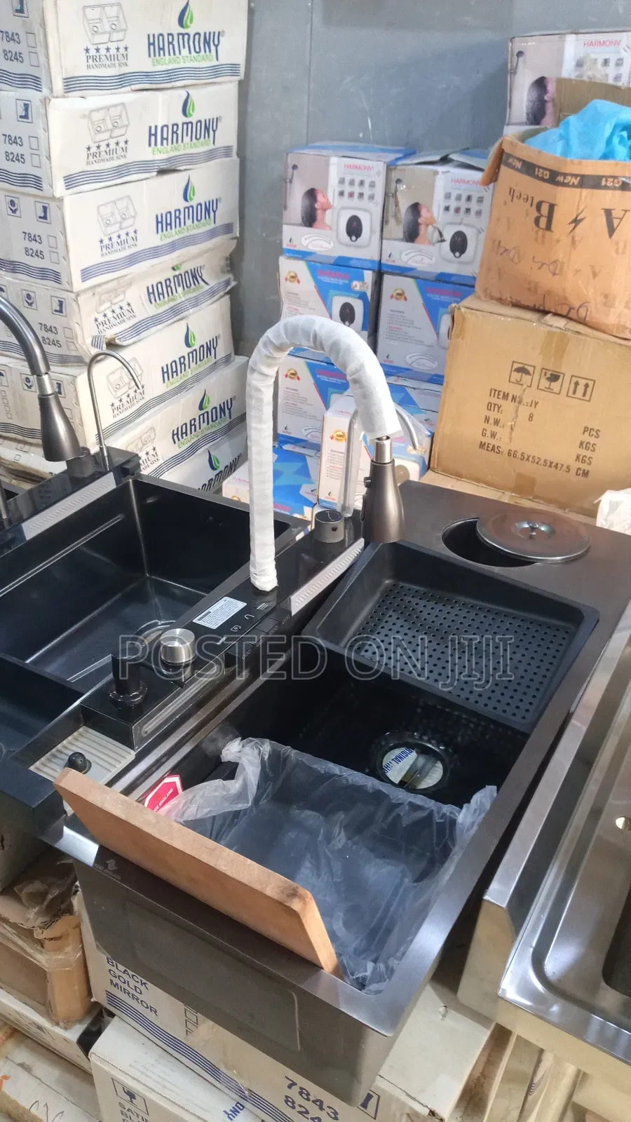 Special Kitchen Sink With Waste Bin