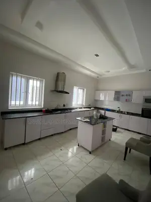 5bdrm Duplex in Mega Mound Estate, Ikota for rent