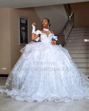  Luxury Beaded Ball Wedding Gown for Sale 