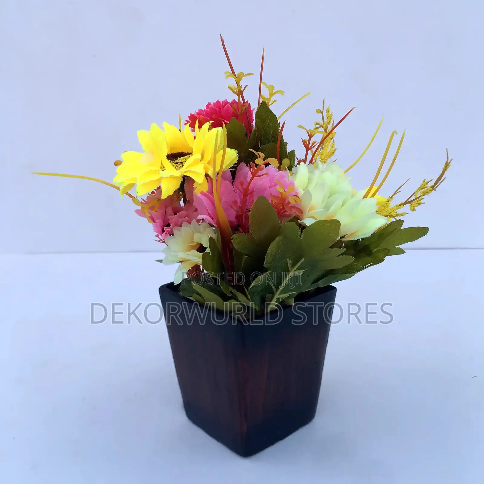 Tiny Wooden Vases With Carnation Flowers