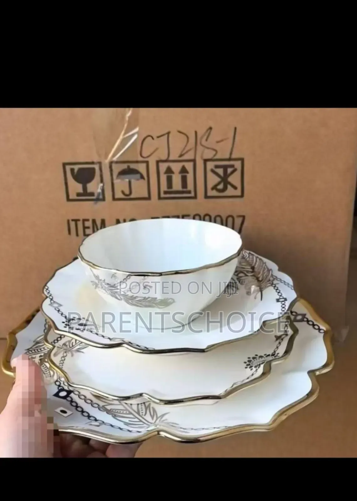Highly Designed 24pcs Dinner Set