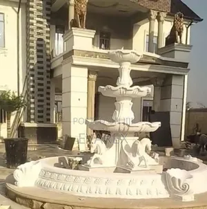 Horse Design Water Fountain, Complete