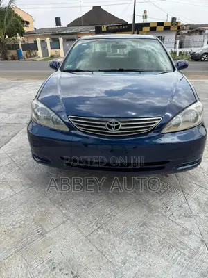 Toyota Camry 2004 Blue