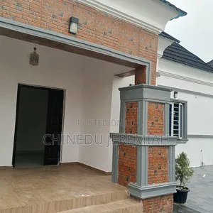 3bdrm Bungalow in Favour Estate, Obafemi-Owode for sale