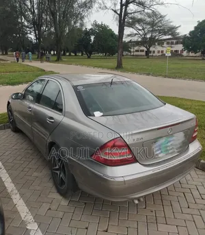 Mercedes-Benz E320 2005 Silver
