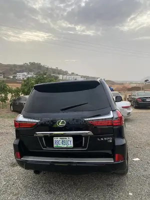 Lexus LX 570 AWD 2014 Black