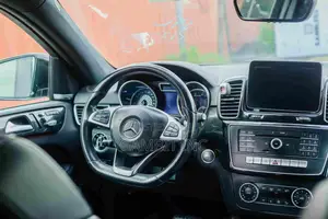 Mercedes-Benz GLE-Class AMG GLE 43 4MATIC 2018 White