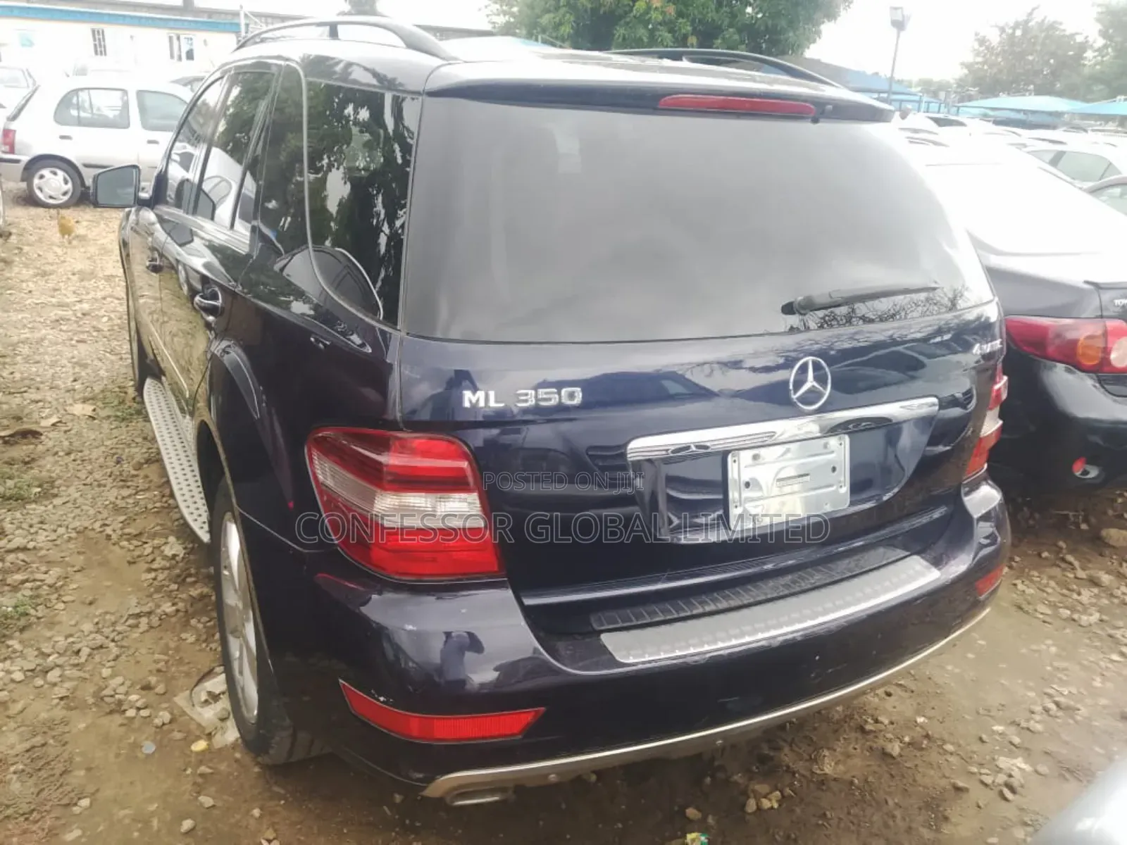 Mercedes-Benz M Class 2011 Blue