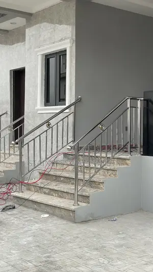 Stainless Sleek Modern Railing