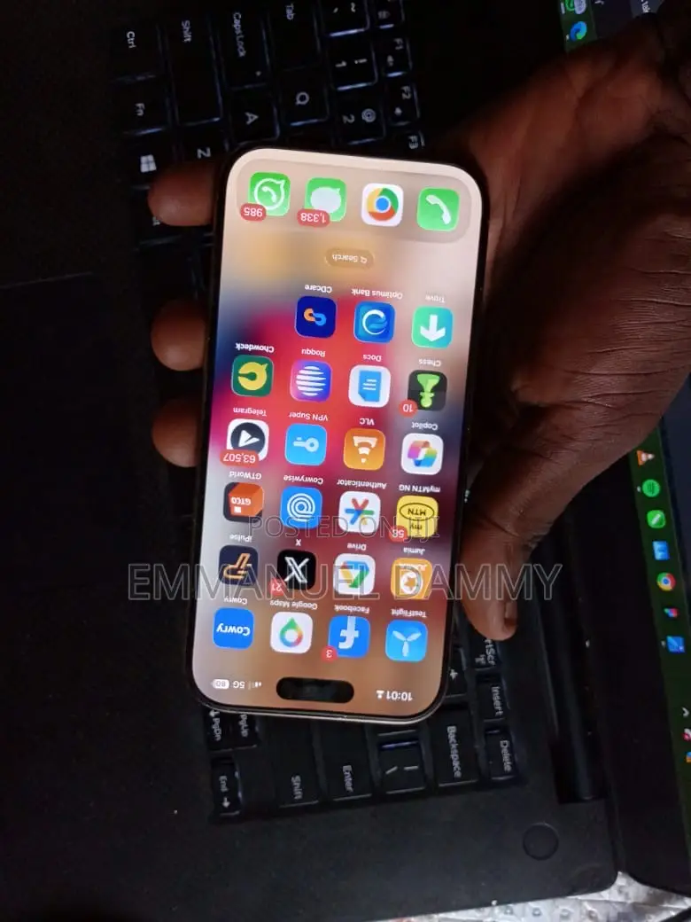 Apple iPhone 16 Pro 256 GB Gold