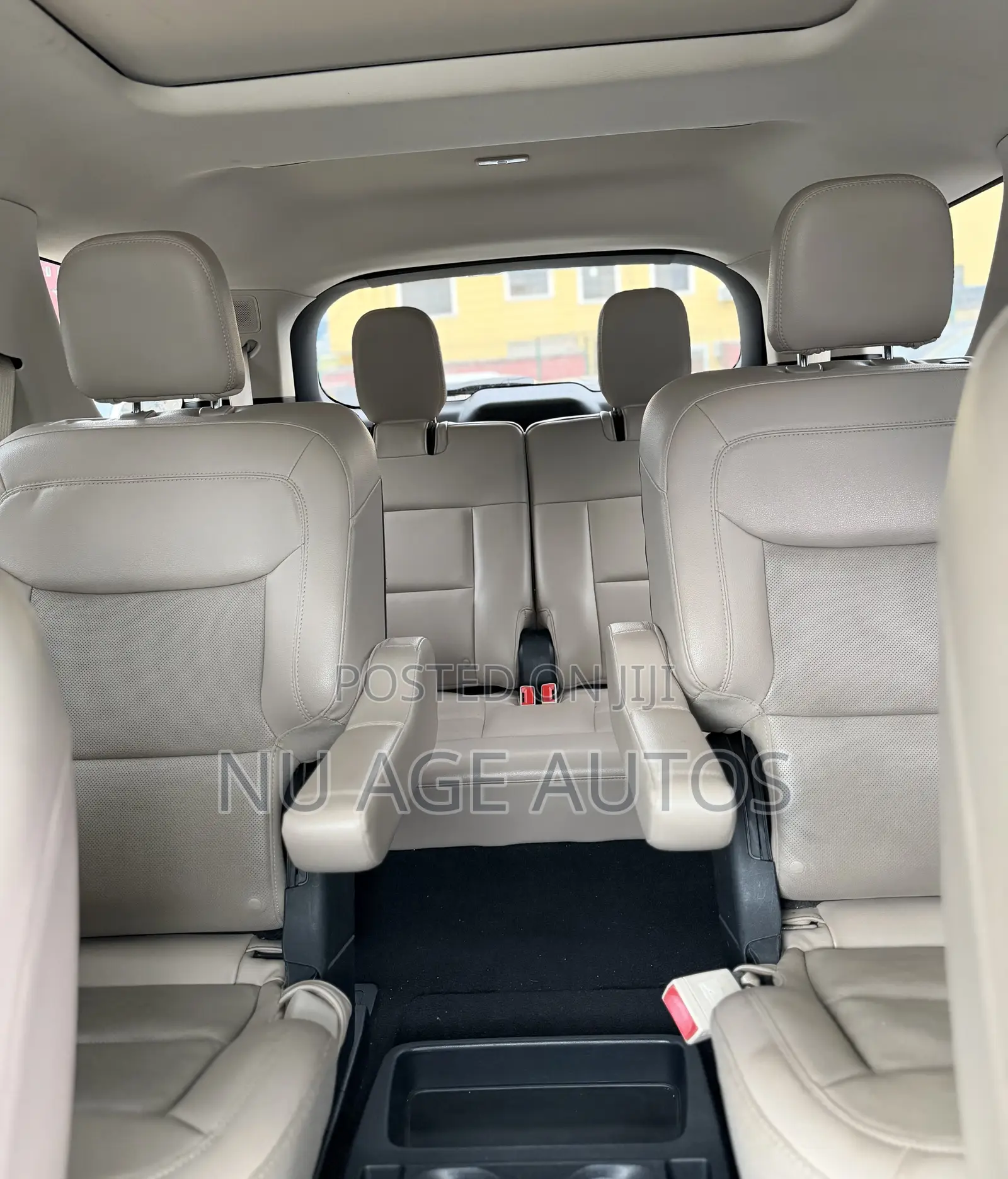 Ford Explorer Limited 2021 Blue