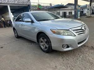 Toyota Camry 2010 Silver