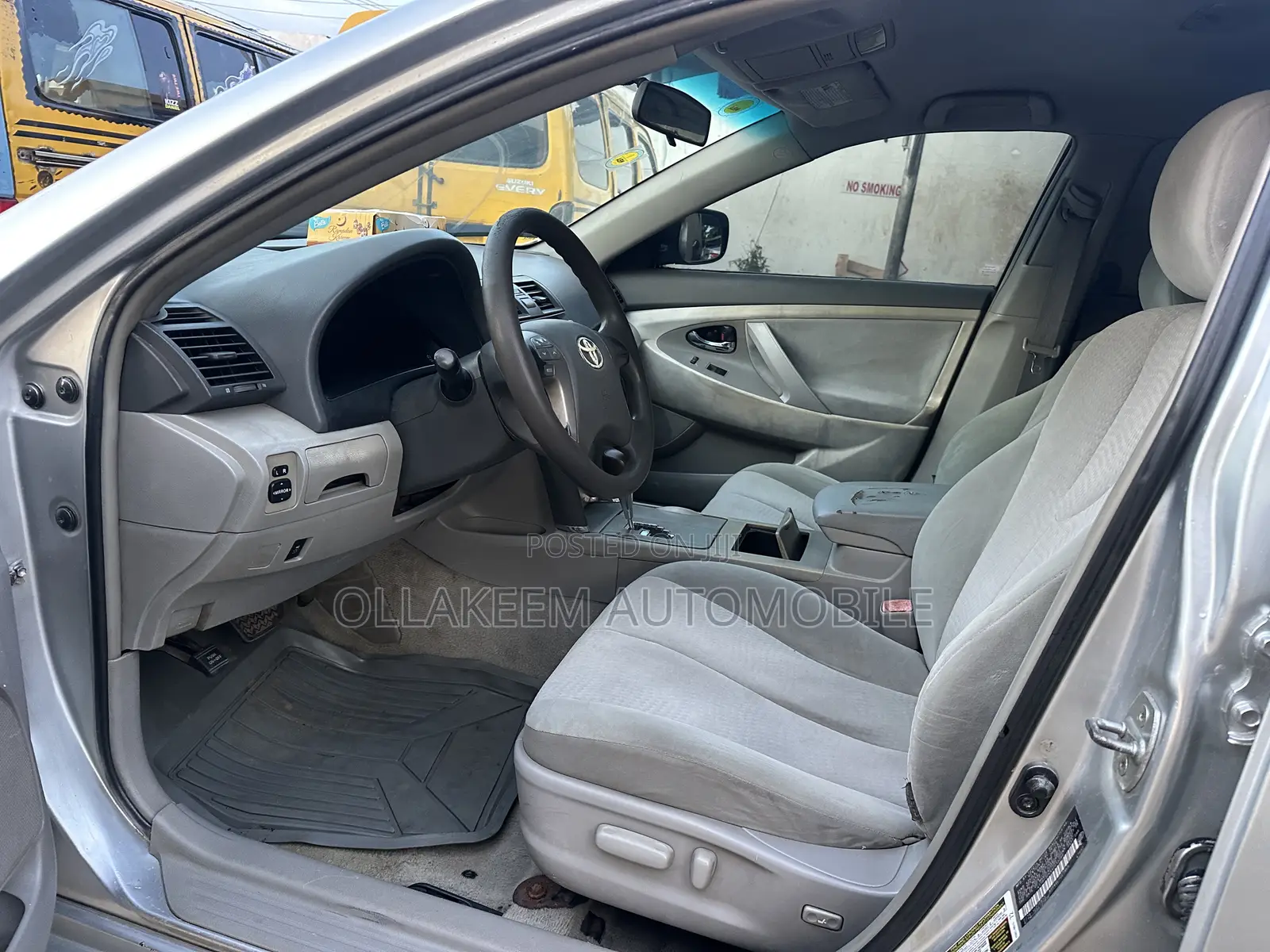 Toyota Camry 2010 Silver