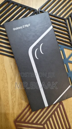 New Samsung Galaxy Z Flip7 256 GB Blue