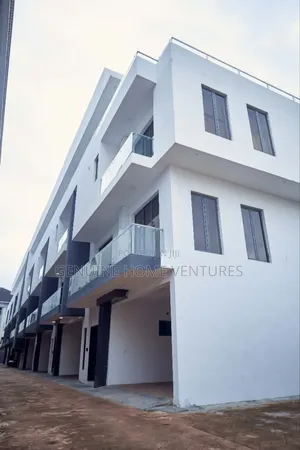 4bdrm Townhouse / Terrace in Ademola Adetokunbo for rent