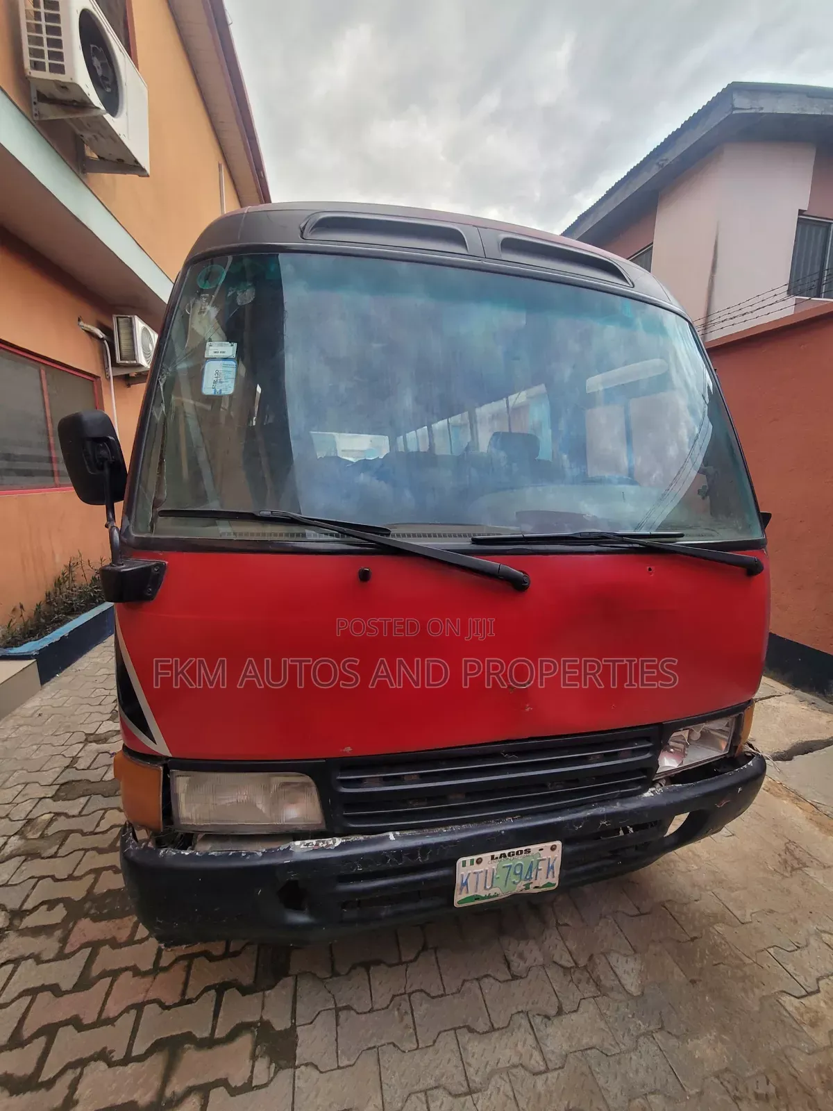 Toyota Coaster 2014 Red