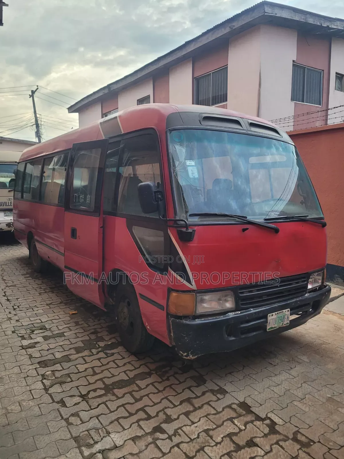 Toyota Coaster 2014 Red