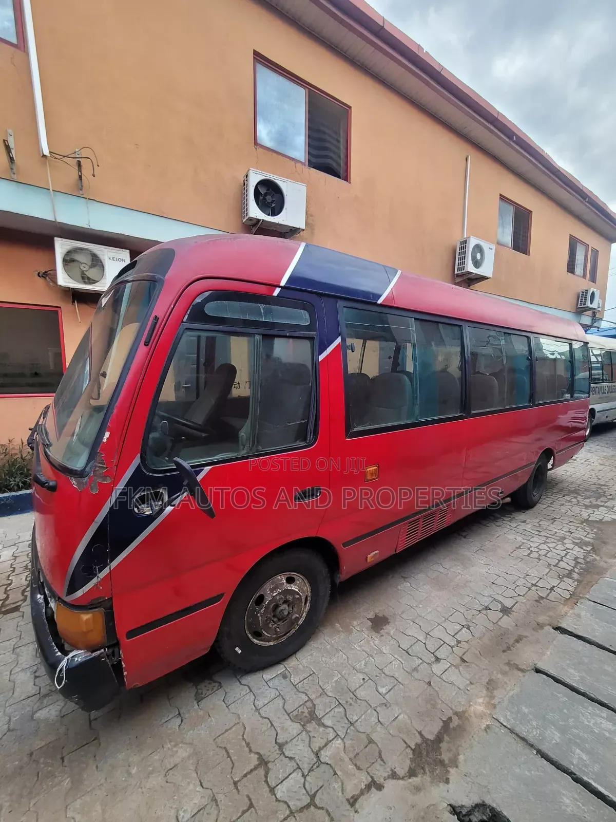 Toyota Coaster 2014 Red