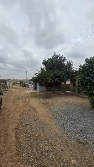 A Big Plot of Land at Alakia, Old Ife Road Ibadan