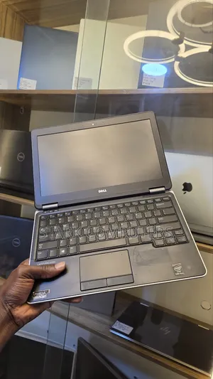 Laptop Dell Latitude E7240 8GB Intel Core i5 SSD 128GB