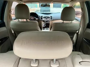 Toyota Venza 2009 White