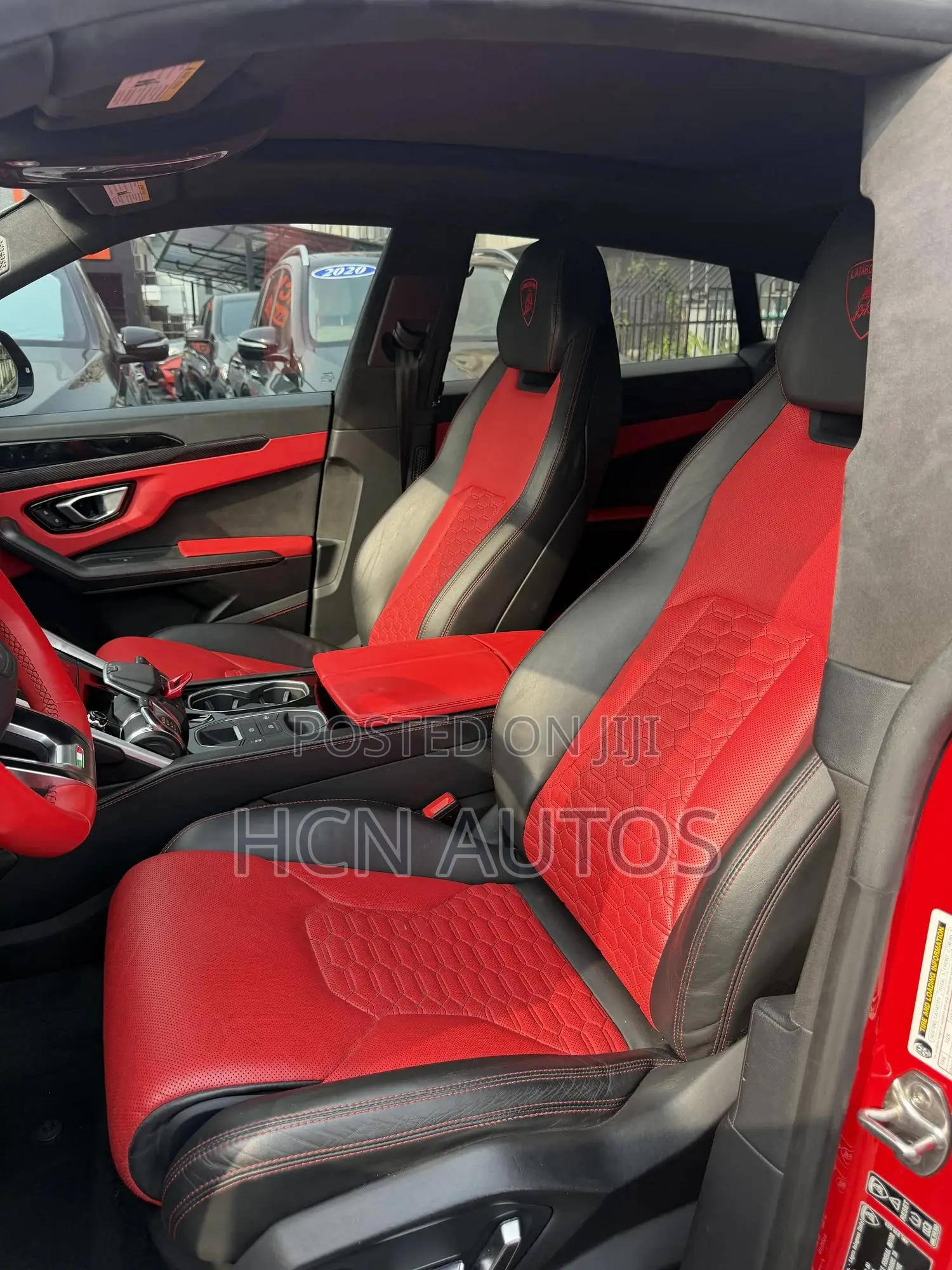 Lamborghini Urus Base 4dr AWD 2020 Red