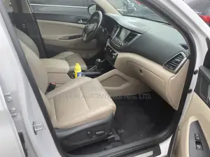 Hyundai Tucson Limited AWD 2017 White