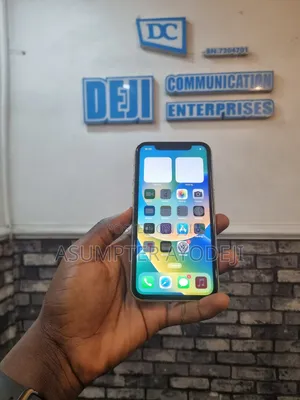 Apple iPhone XR 64 GB Yellow