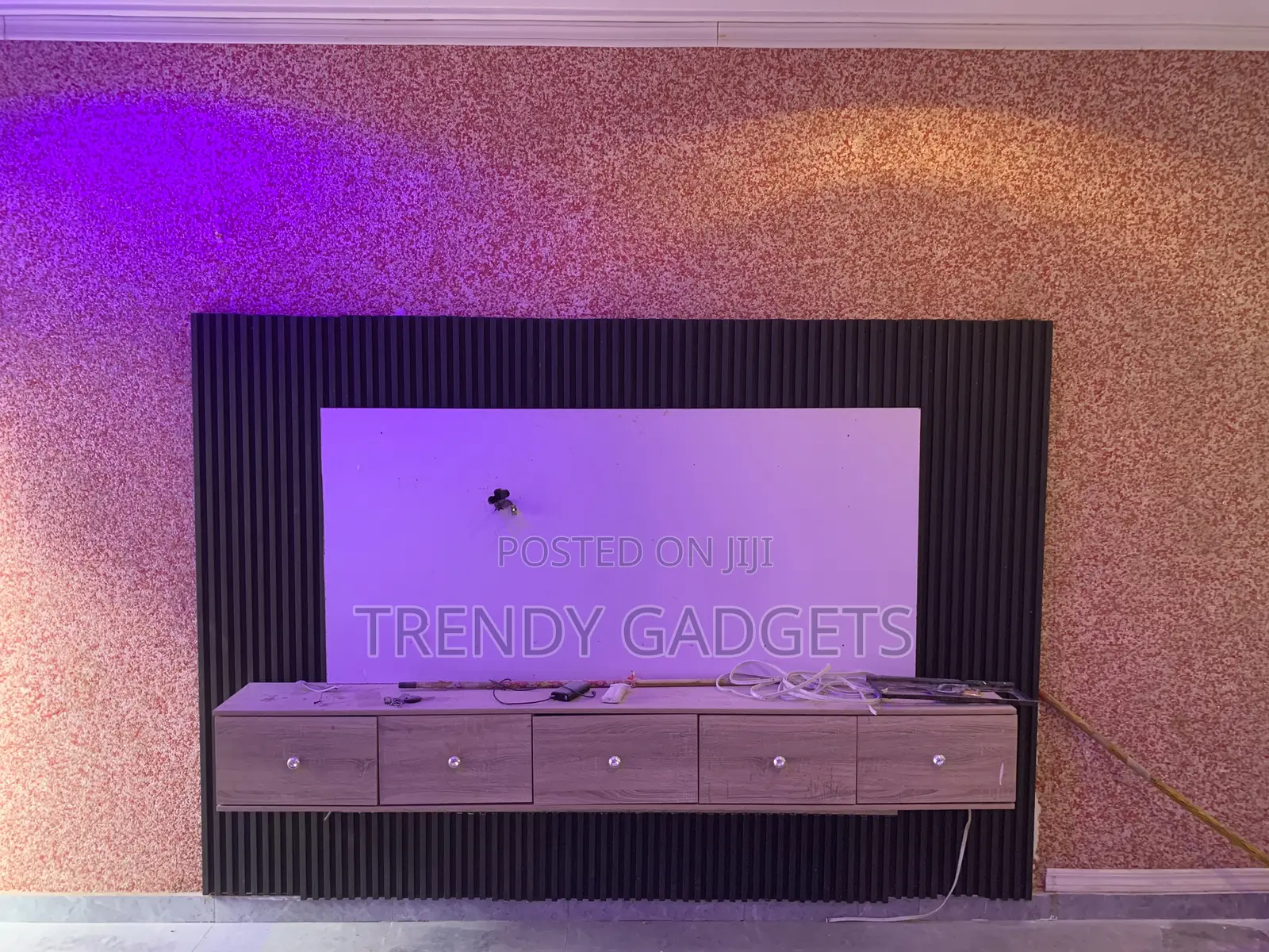 Modern Luxury Tv Console With Led Panel Full Setup